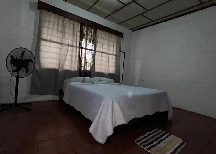 Country house Casa Almandros *